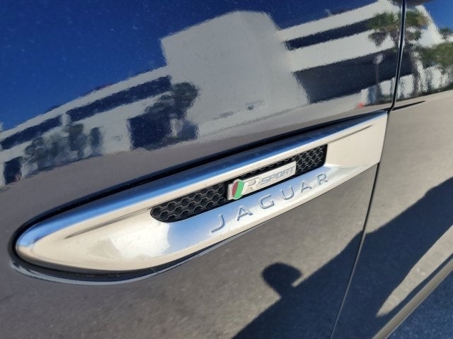 2018 Jaguar F-PACE 25t R-Sport